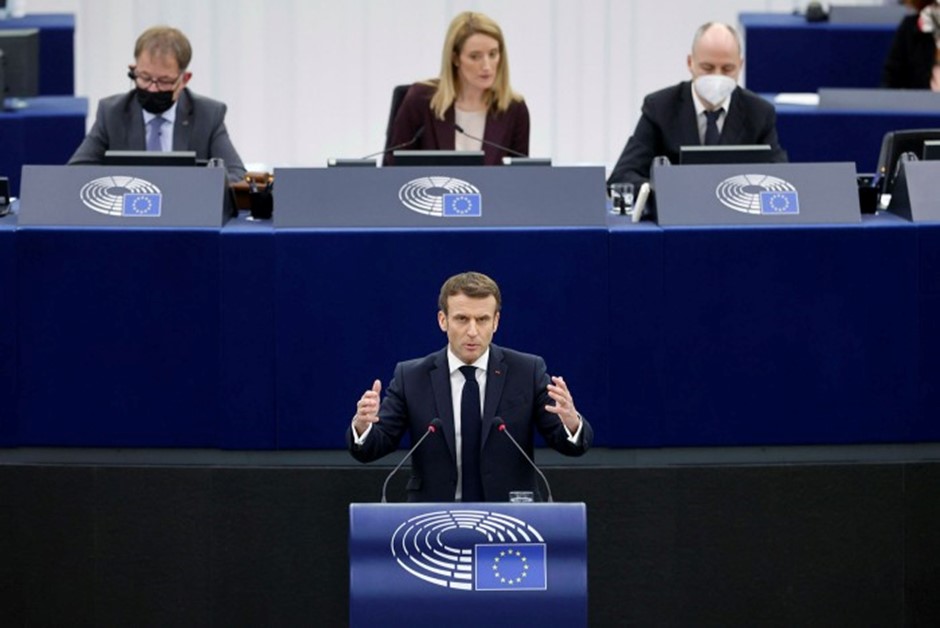 Macron's Call for EU Talks With Kremlin Unnerves European Allies